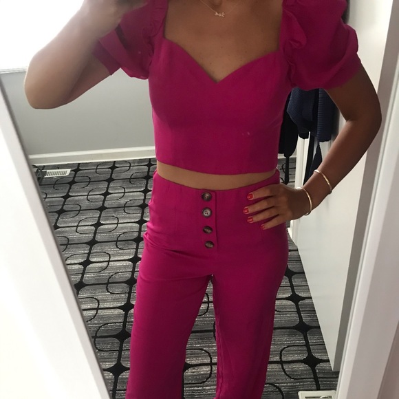 Two piece set - Picture 2 of 8